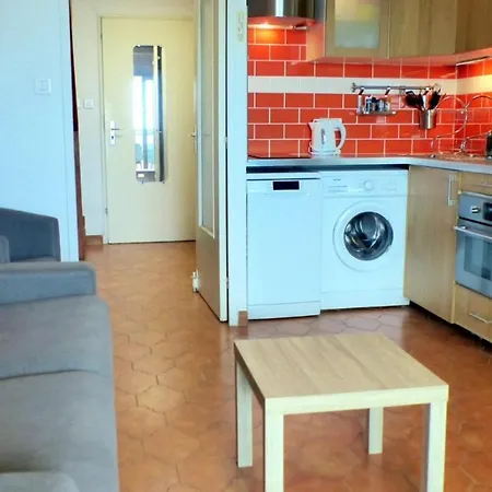 Comfortable Nest With Pool Facing The Sea Apartment Six-Fours-les-Plages